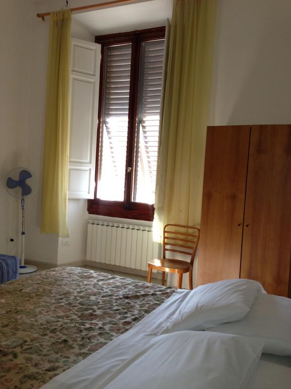 Hostel Veronique Firenze Rom bilde